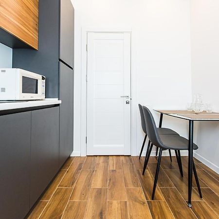 3 Vodna Apartment Lviv Dış mekan fotoğraf
