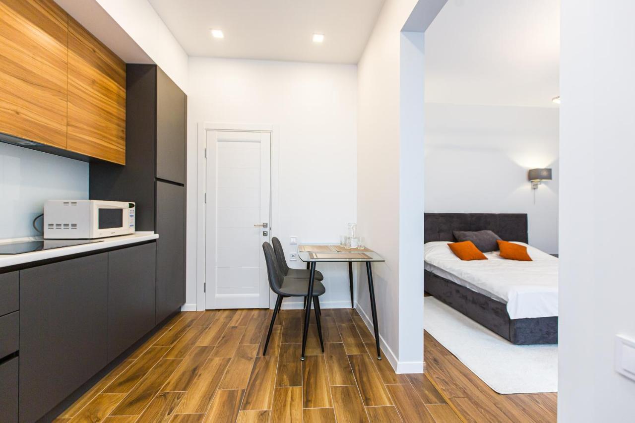 3 Vodna Apartment Lviv Dış mekan fotoğraf