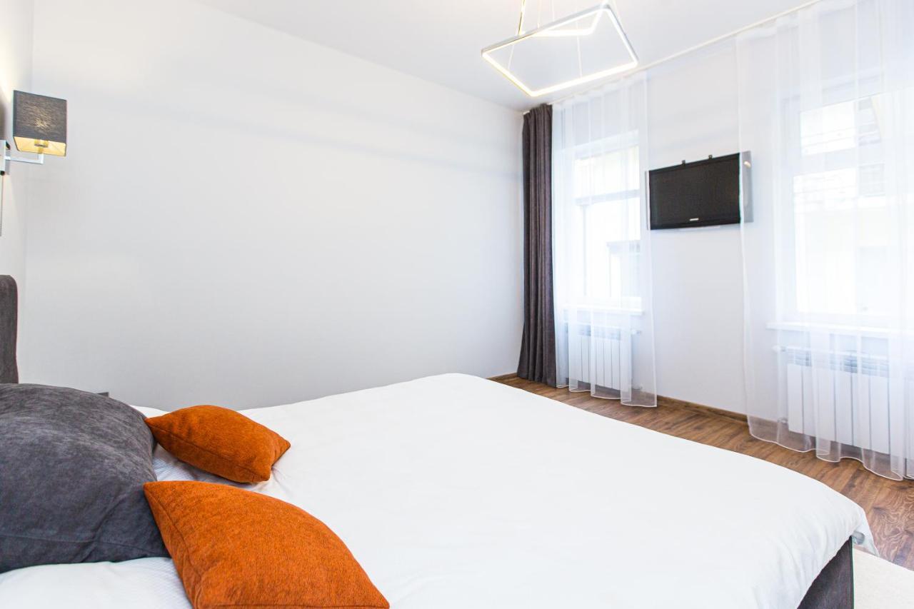 3 Vodna Apartment Lviv Dış mekan fotoğraf
