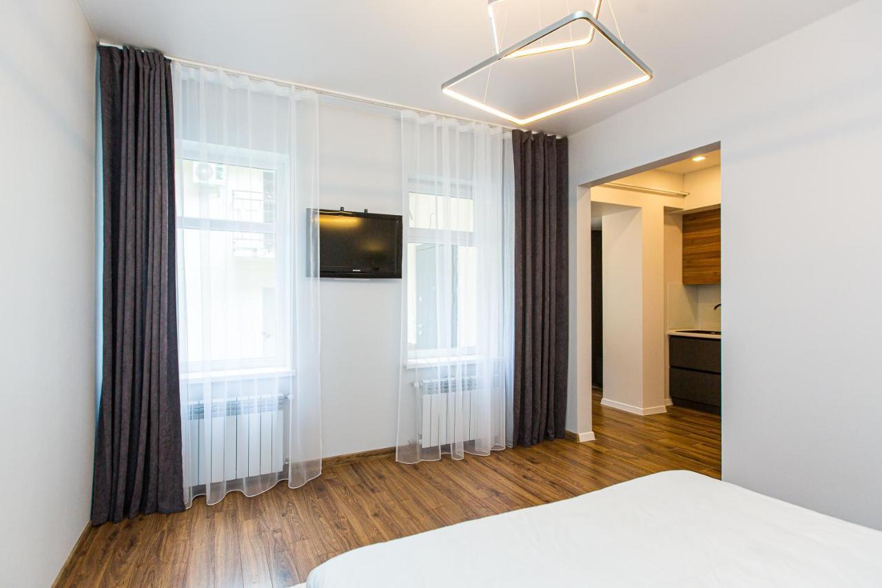 3 Vodna Apartment Lviv Dış mekan fotoğraf