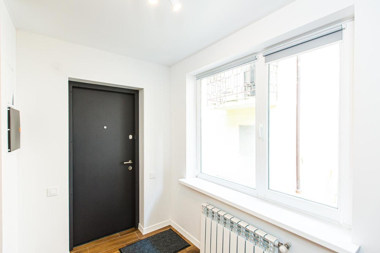 3 Vodna Apartment Lviv Dış mekan fotoğraf