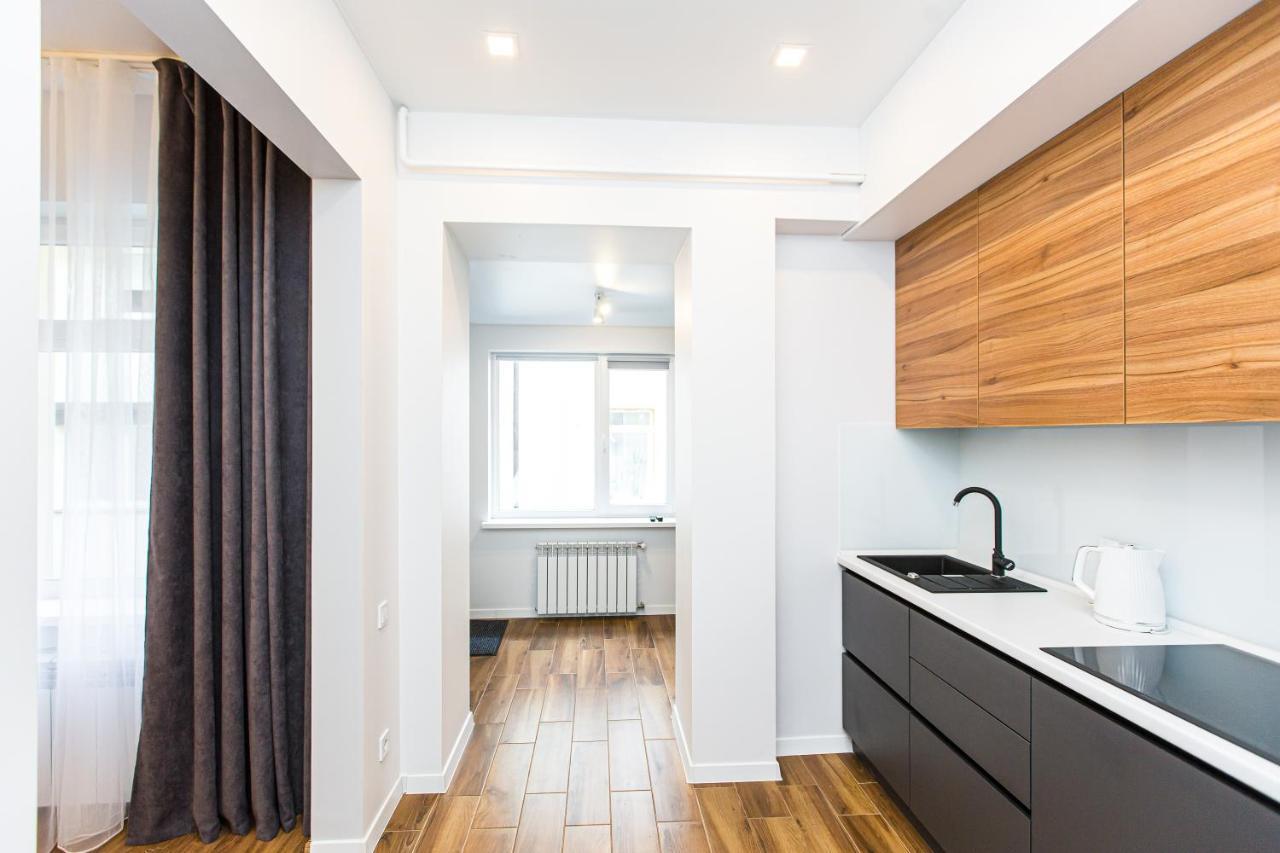 3 Vodna Apartment Lviv Dış mekan fotoğraf