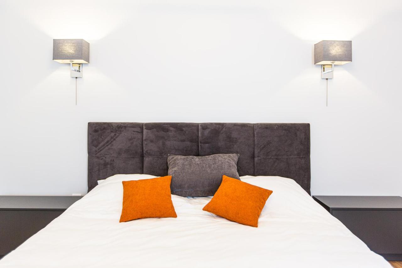 3 Vodna Apartment Lviv Dış mekan fotoğraf