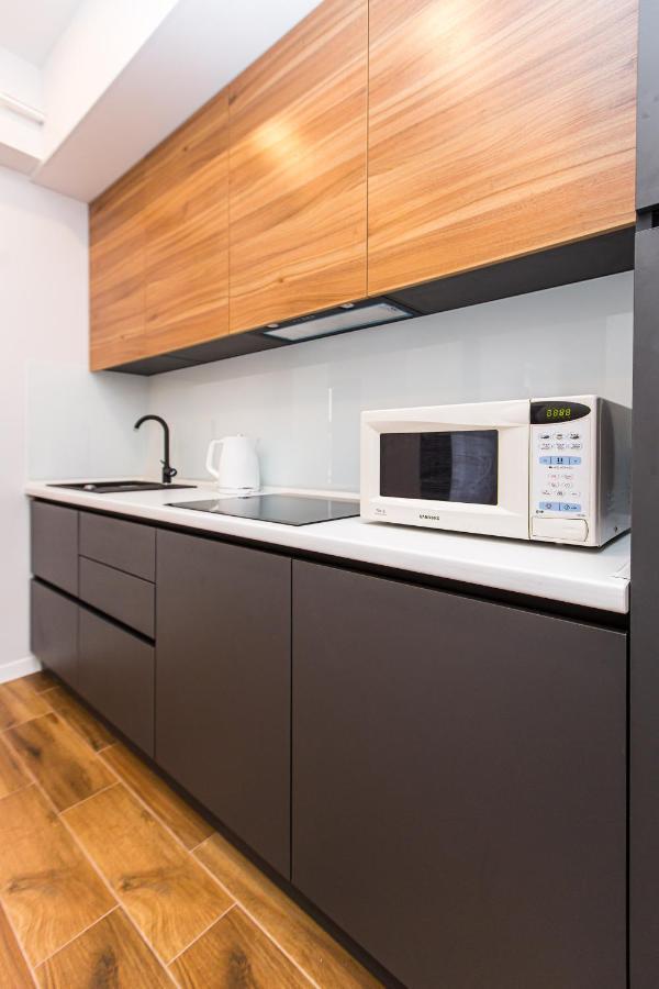3 Vodna Apartment Lviv Dış mekan fotoğraf